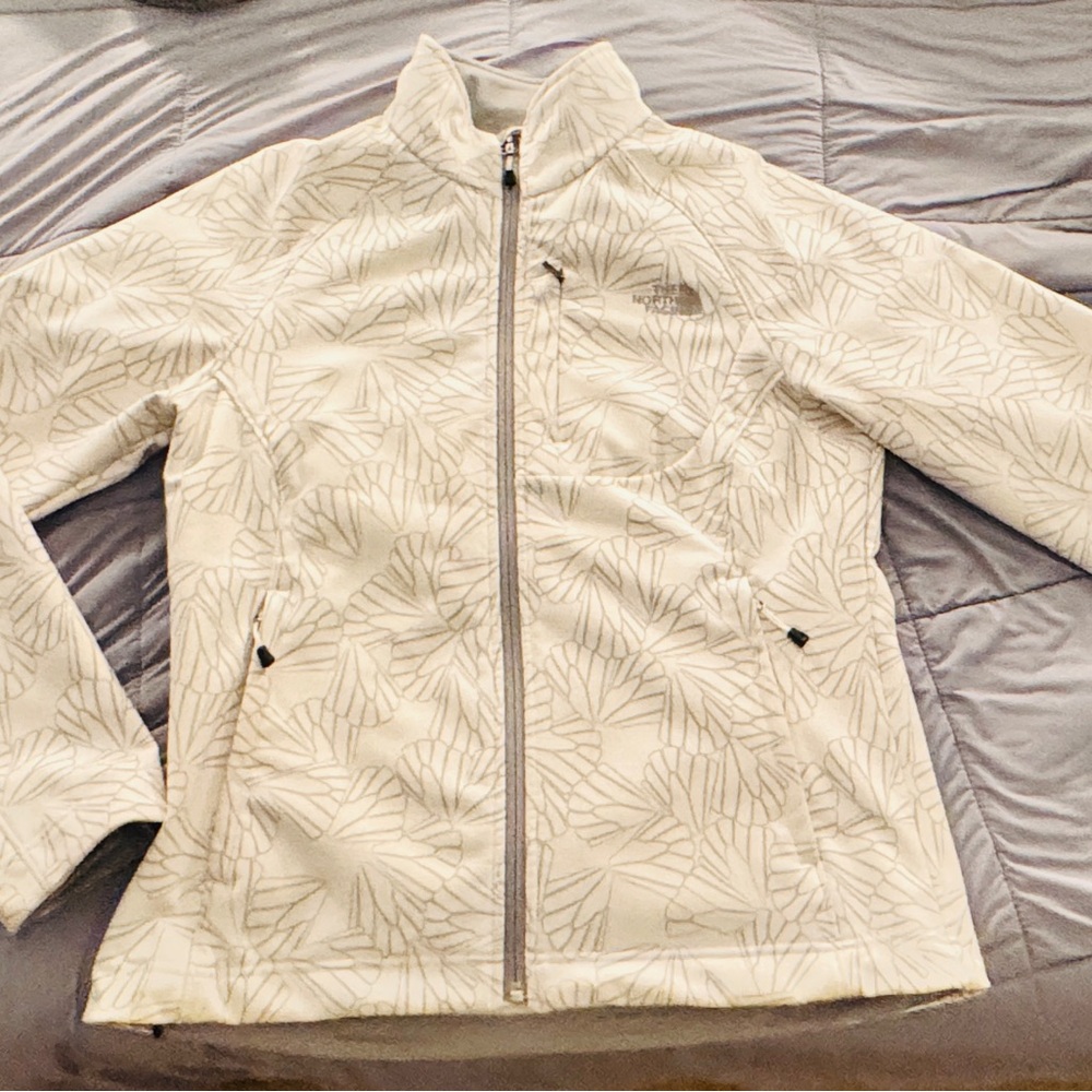 The North Face Women's White Geometric Ski Jacket